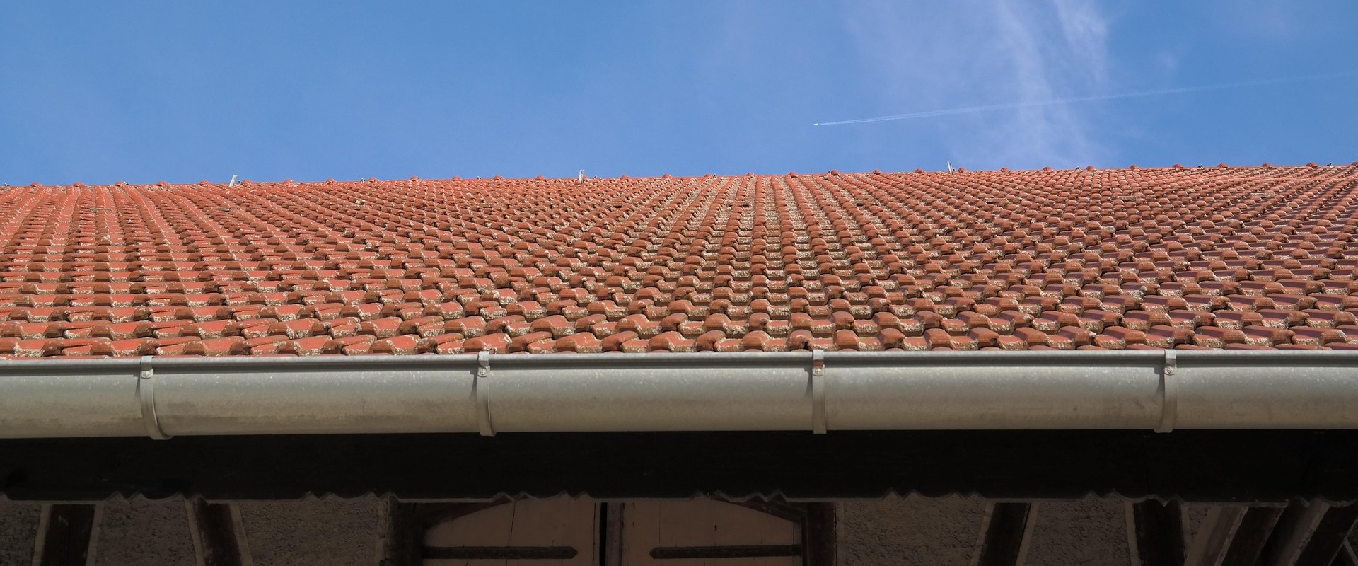 Lease Management and Roof Replacement: Protecting Northern Virginia Properties